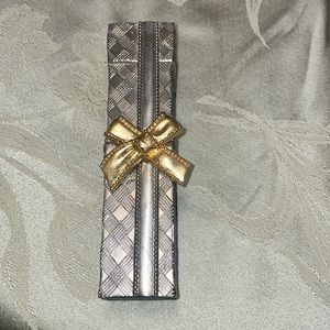 Godinger 1991  Metal vase